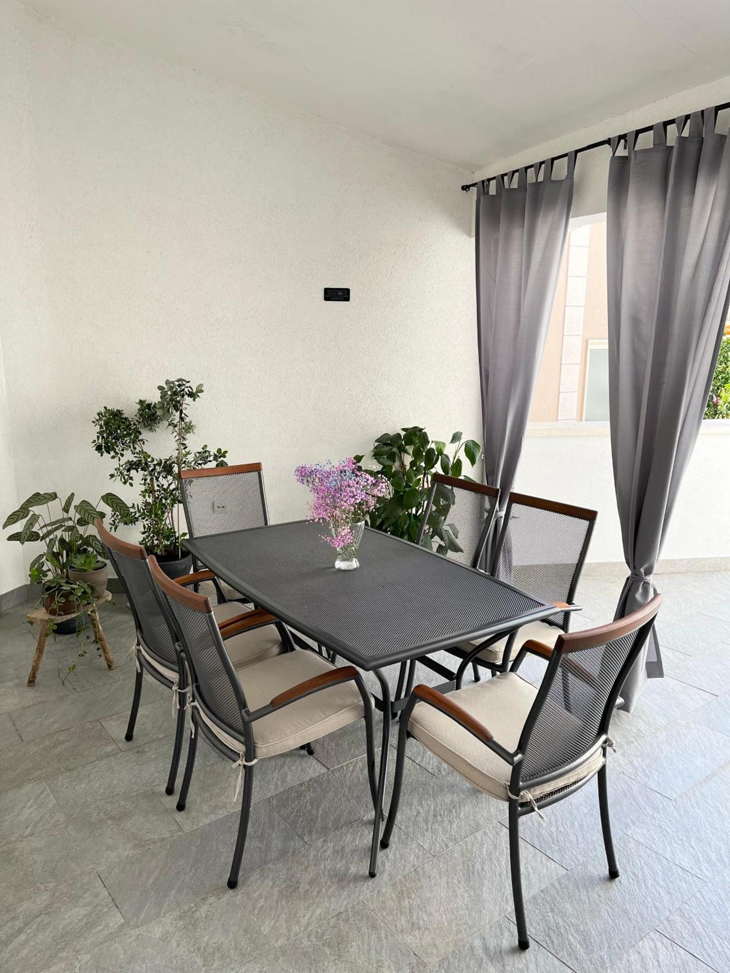 Apartments Toni Split Exterior photo